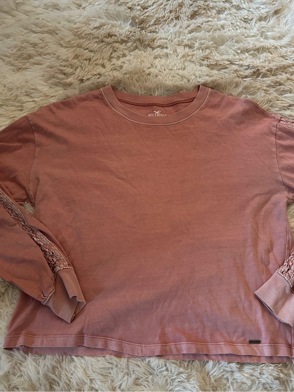 Hollister Dusty Rose Crewneck with Lace Sleeve Insets